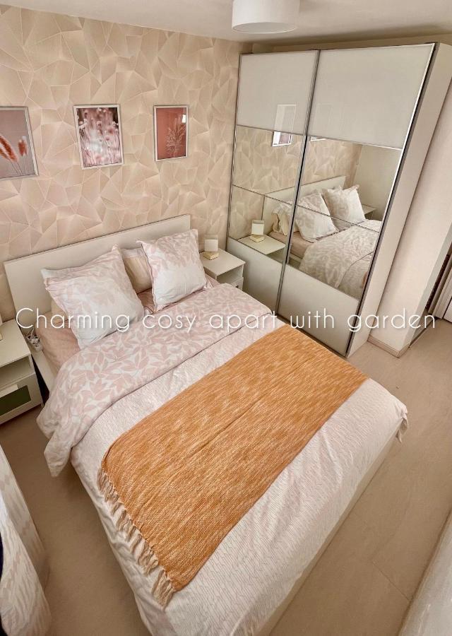 Charming Cosy Apart With Garden Free Parking Кле-Суи Екстериор снимка