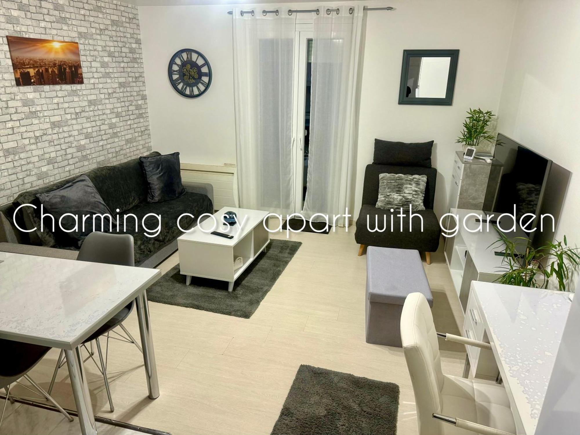 Charming Cosy Apart With Garden Free Parking Кле-Суи Екстериор снимка